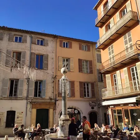 Appartamento Charming 1 Bedroom In Historical Center Antibes